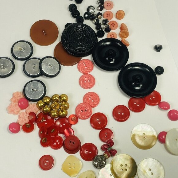 Button Pink Black Mother Pearl Plastic Metal Shell Random Lot Vintage For Crafts - Picture 15 of 15